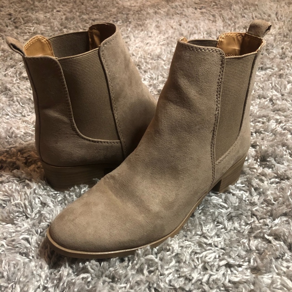 Ankle boots